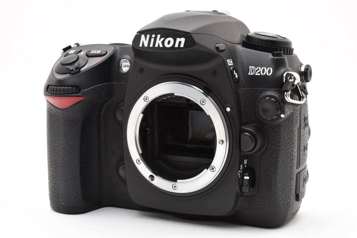Nikon Digital Slr 4393 D200 #K860