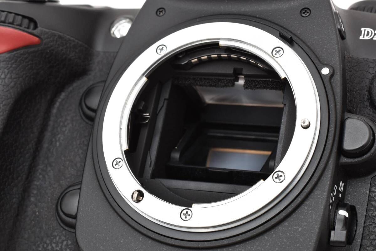 Nikon Digital Slr 4393 D200 #K860