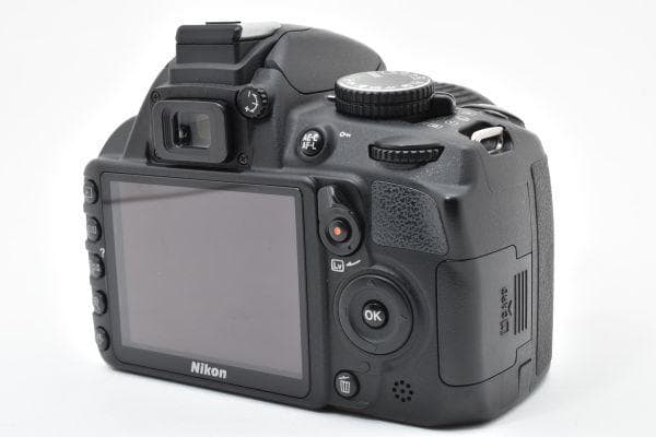 Nikon Digital Slr D3100 #1060