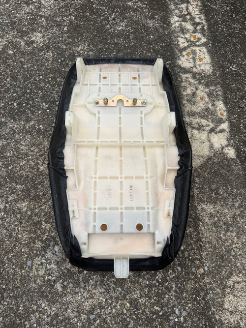 Seats Zrx1200R
