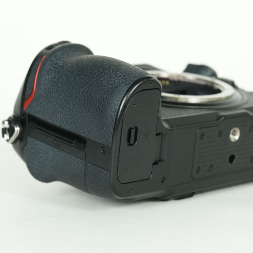 Nikon Mirrorless Interchangeable Lips 258,771 Z8 Z