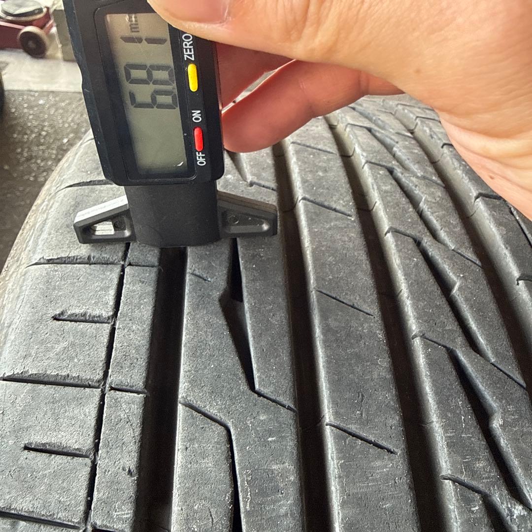 Bridgestone 18 Inches 215/50R18 Lx100 1