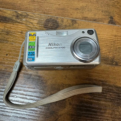 Nikon Compact Digital Camera Coolpix 3700