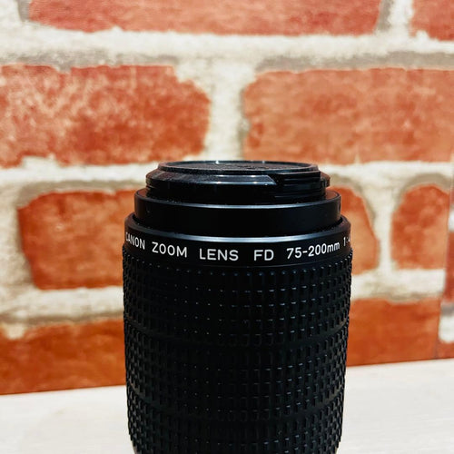 Lens (Zoom) K3121 Canon Zoomlens Fd75-200Mm