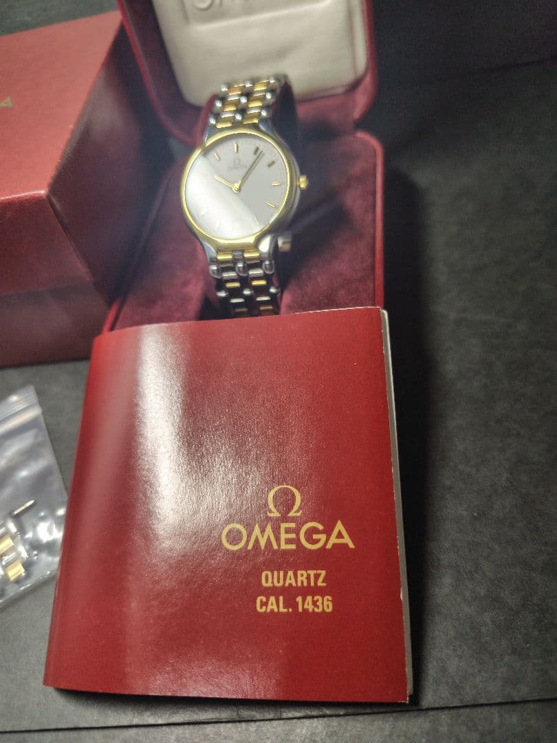 Omega Quartz Watches K18