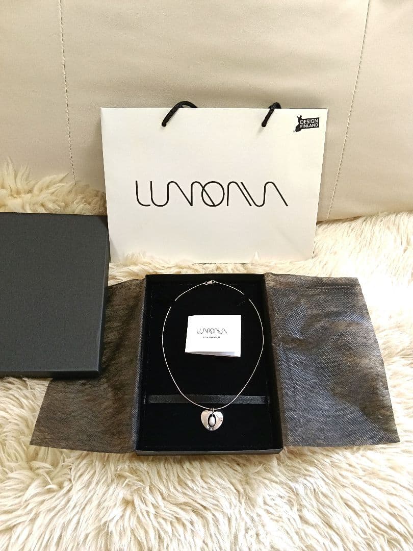 Necklaces Lumoava
