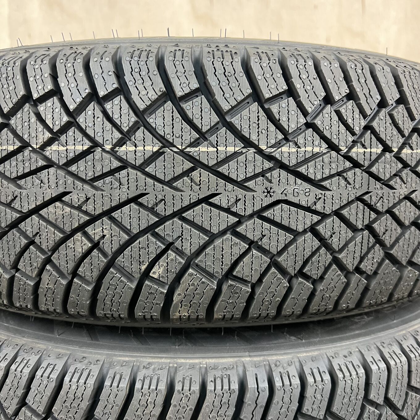Weds 15 Inches Nokian 185/65R15 #72S40426