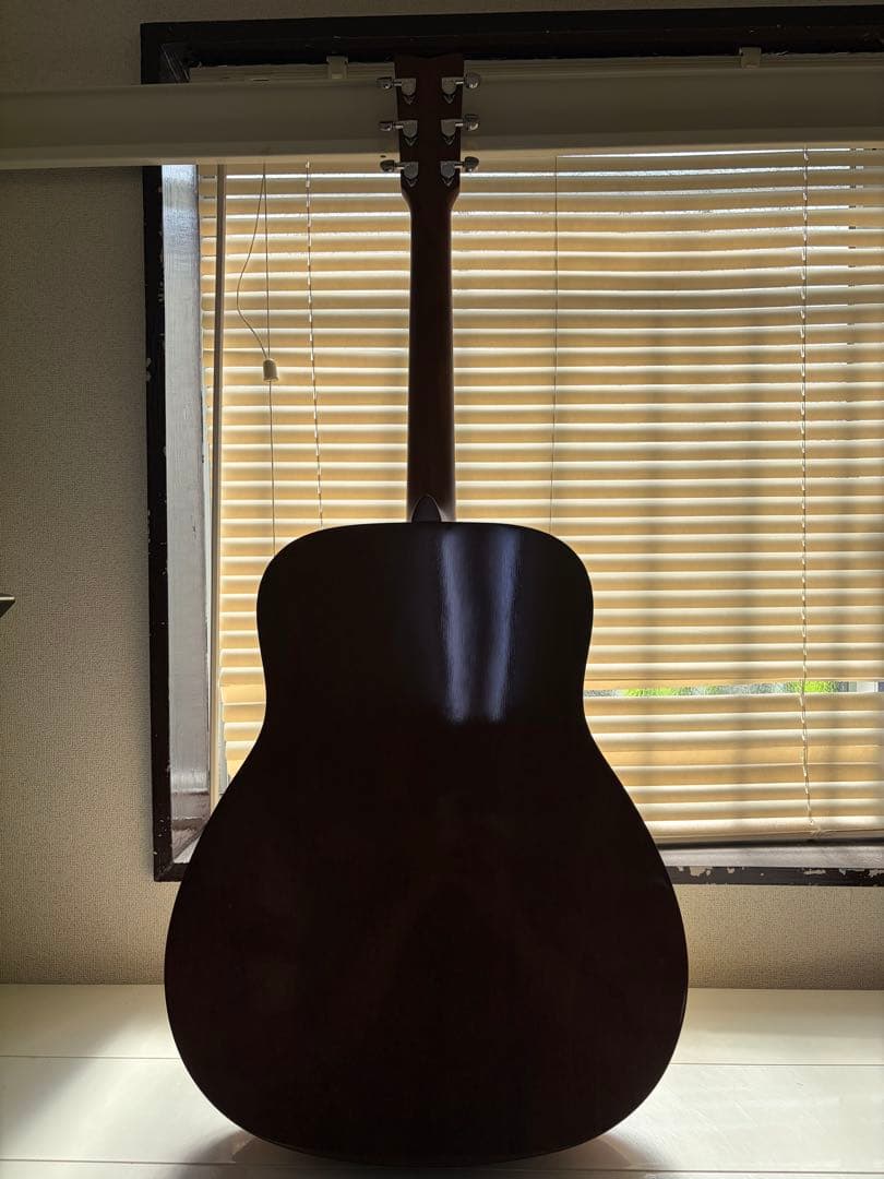 Yamaha Acoustic Guitars F600