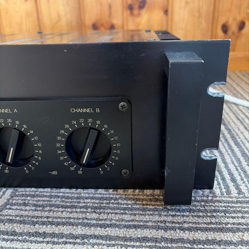 Yamaha Power Amplifiers P2100