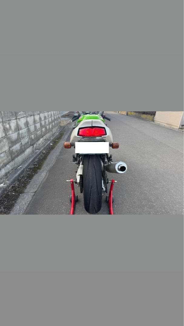 Kawasaki Motorcycle Frames Zxr400 L5 1995 62Ps