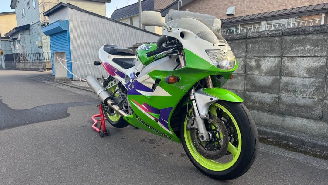 Kawasaki Motorcycle Frames Zxr400 L5 1995 62Ps