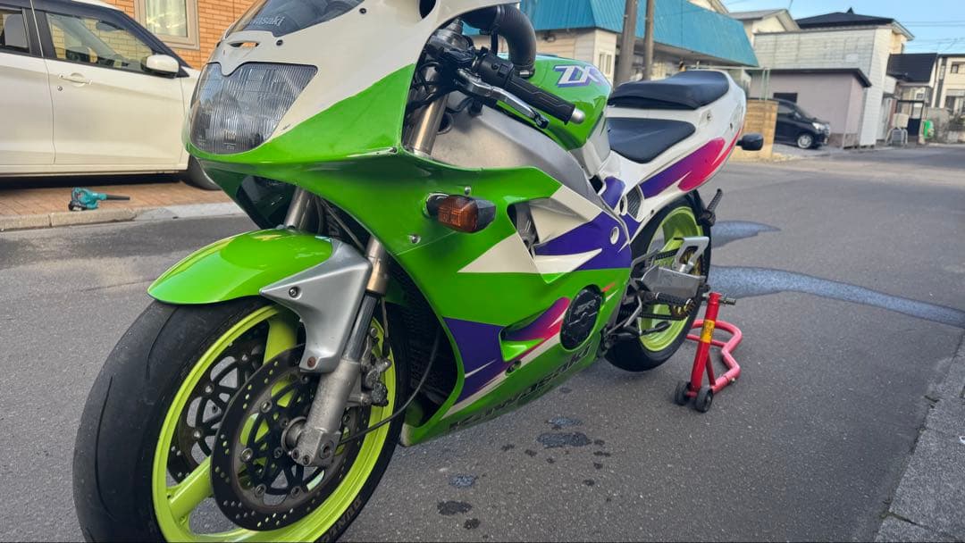 Kawasaki Motorcycle Frames Zxr400 L5 1995 62Ps