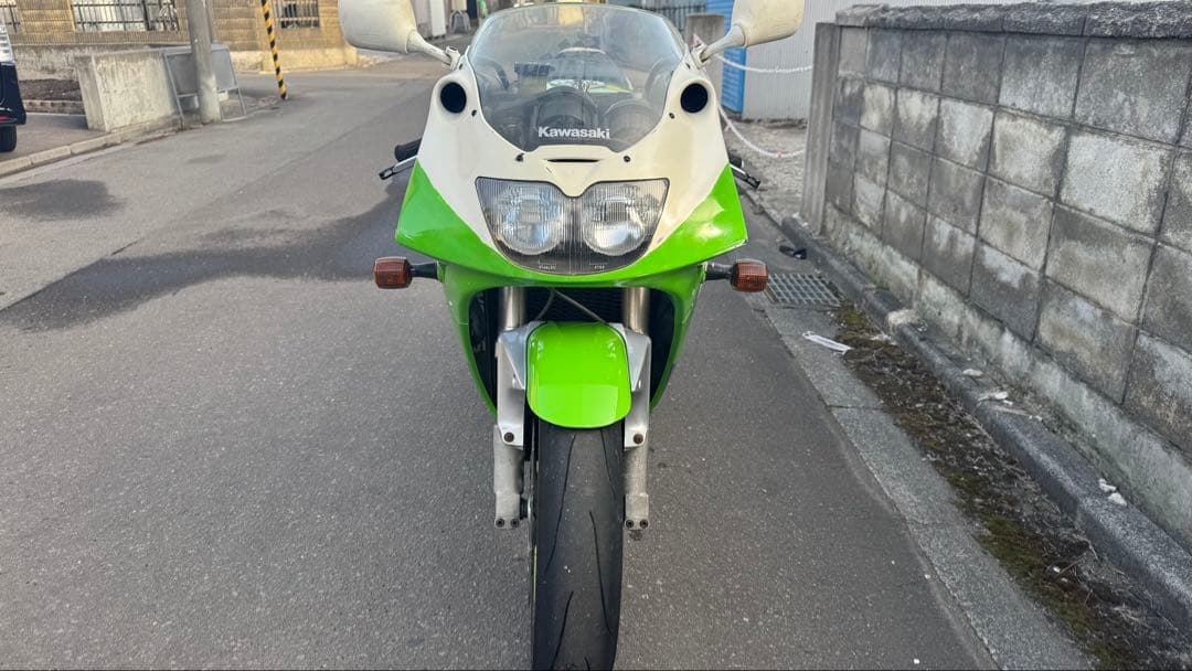 Kawasaki Motorcycle Frames Zxr400 L5 1995 62Ps