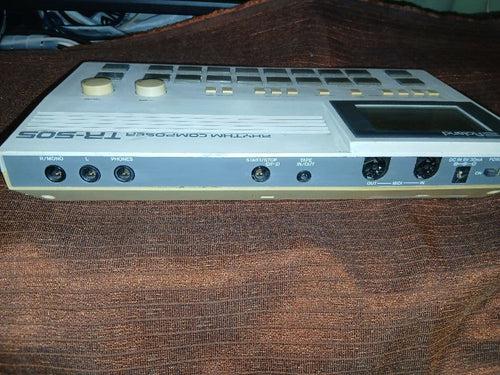 Roland Rhythm Machine Tr-505