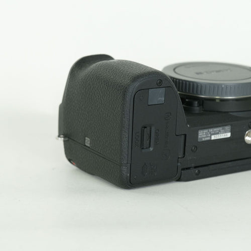 Sony Mirrorless Interchangeable Lips 1,560 6600 Ilce-6600 E