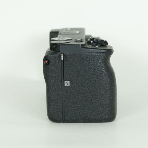 Sony Mirrorless Interchangeable Lips 1,560 6600 Ilce-6600 E