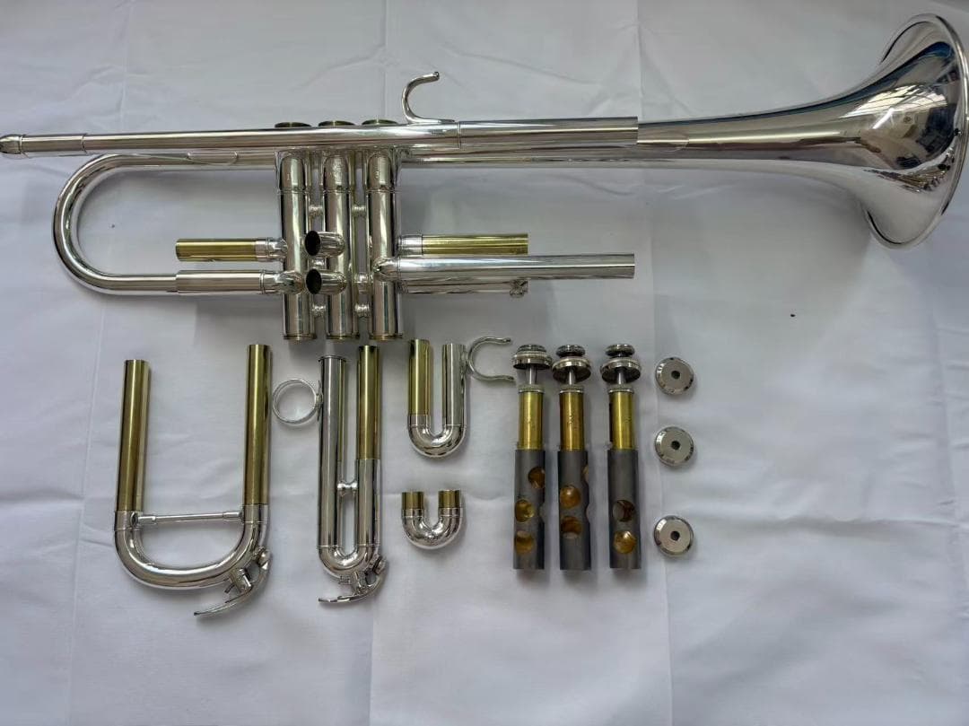Trumpets Yamaha/ 4335Gs