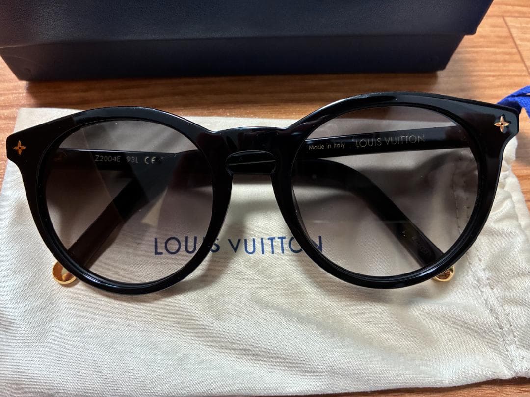 Louis Vuitton Sunglasses Z2004E