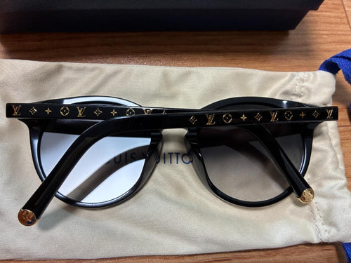 Louis Vuitton Sunglasses Z2004E