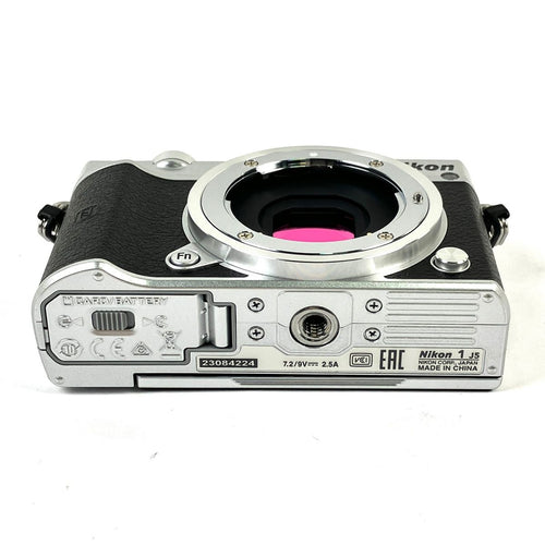Nikon Mirrorless Interchangeable Lips 1 J5