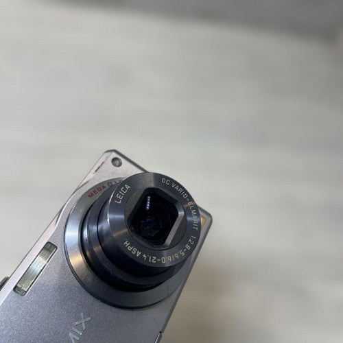 Panasonic Digital Cameras Dmc-Fx100 Lumix
