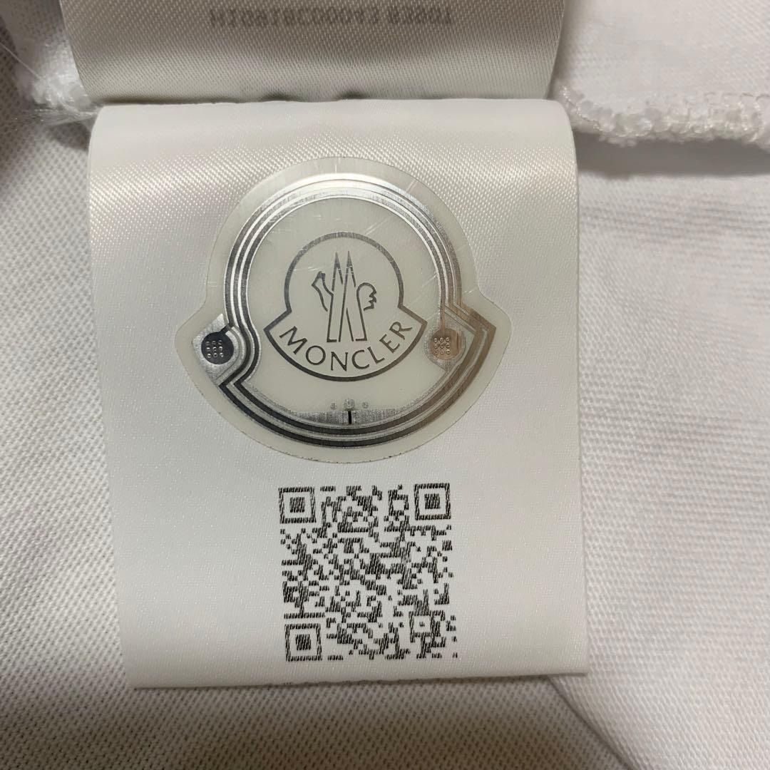 Moncler T -Shirt M 3S710