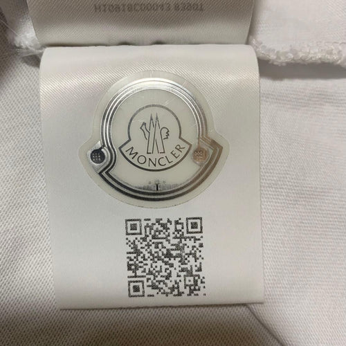 Moncler T -Shirt M 3S710