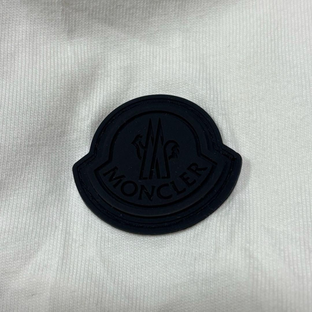 Moncler T -Shirt L 5S366