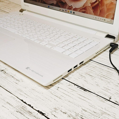 Toshiba Windows Laptops Ssd256Gb Dynabook Onkyo