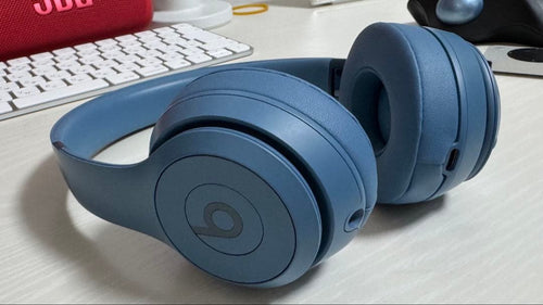 Beats By Dr.Dre Wireless Headphones Solo 4
