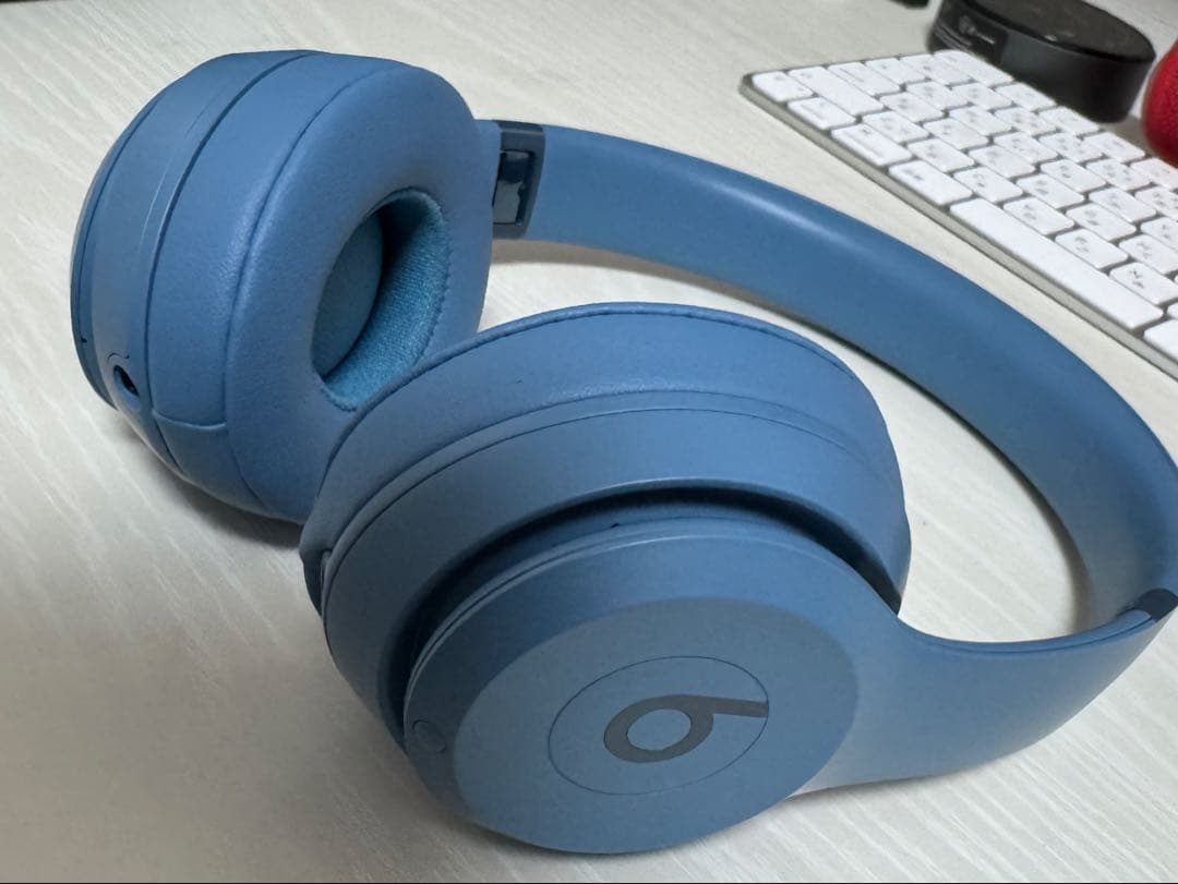 Beats By Dr.Dre Wireless Headphones Solo 4