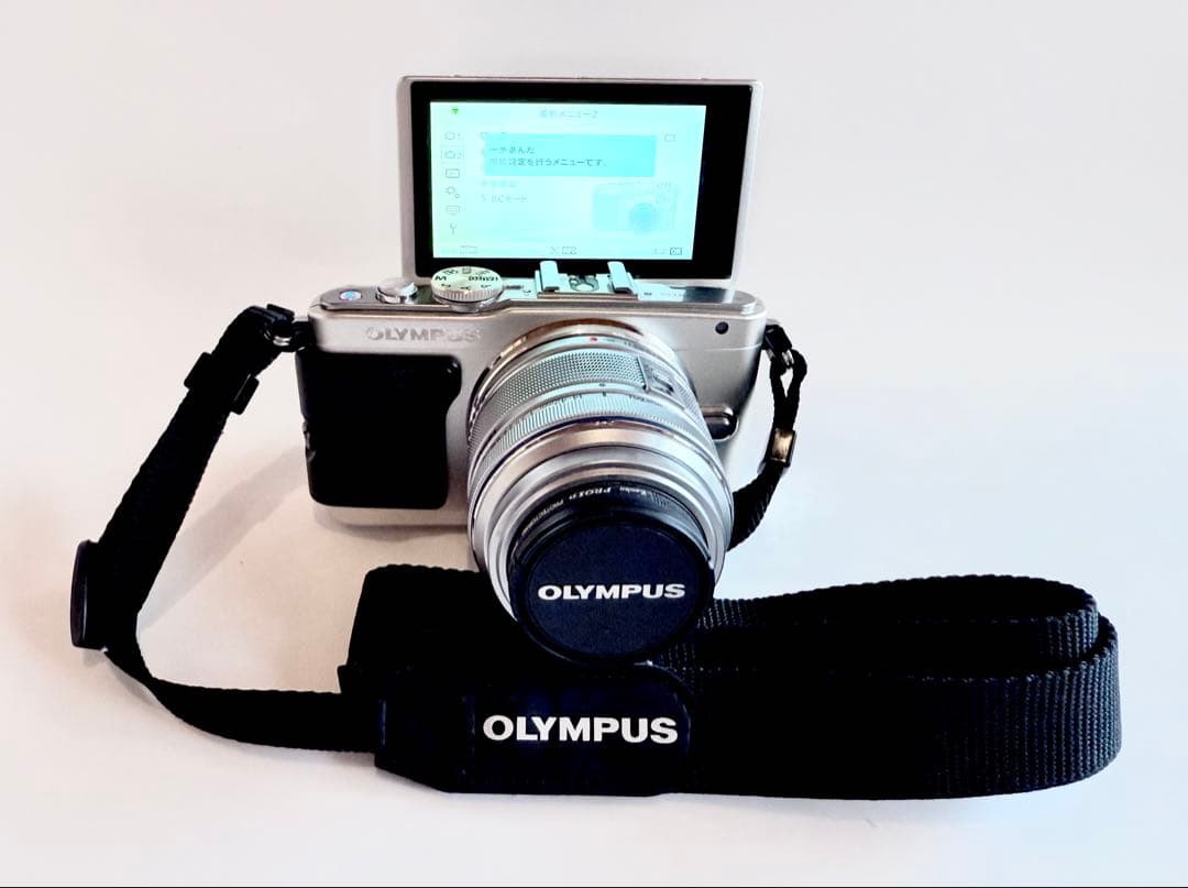 Olympus Mirrorless Interchangeable Lips Pen Lite E-Pl5 2