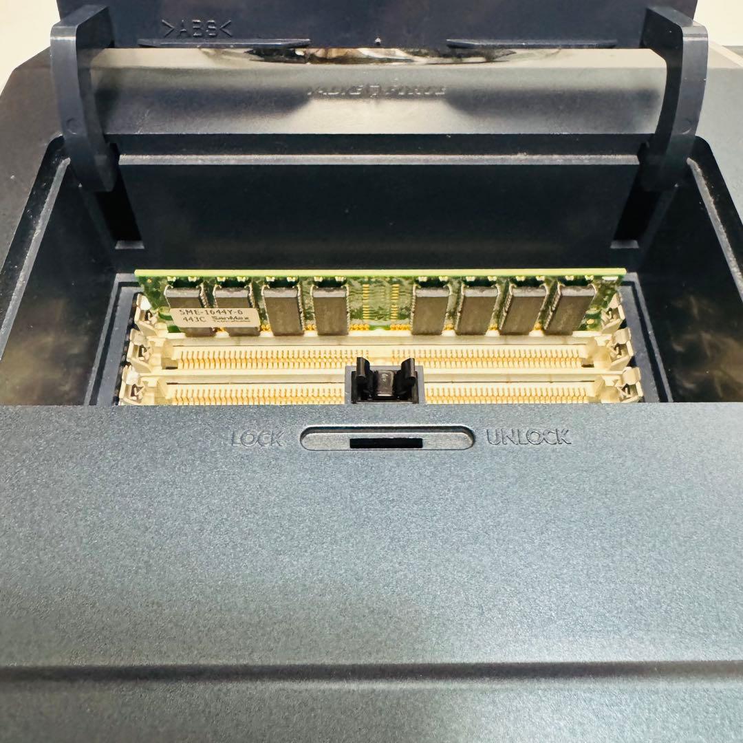 Korg Other Triton Extreme 76 Ram