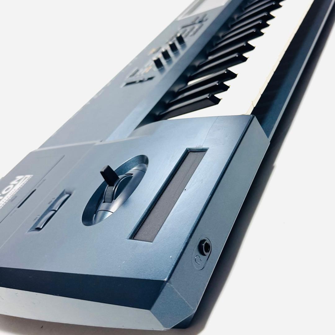 Korg Other Triton Extreme 76 Ram