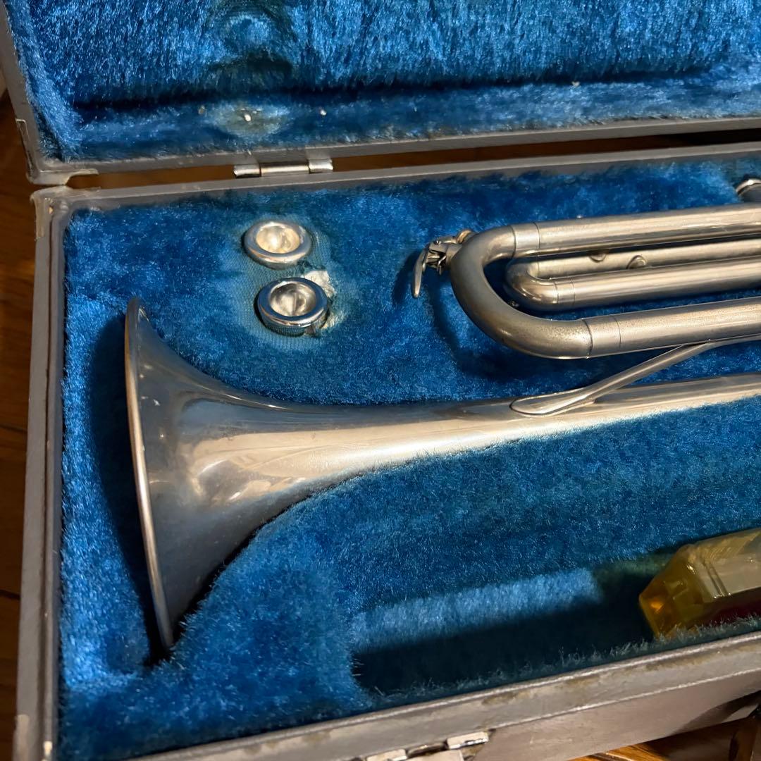 Yamaha Trumpets Ytr-135
