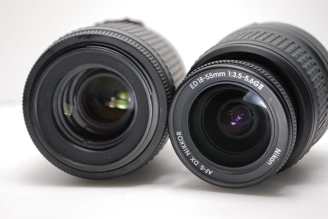 Nikon Digital Slr 7165 D40
