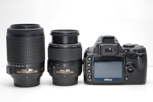 Nikon Digital Slr 7165 D40