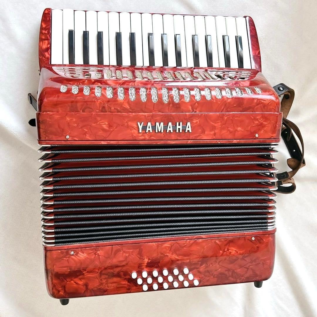 Yamaha Accordions Ya-18 8905