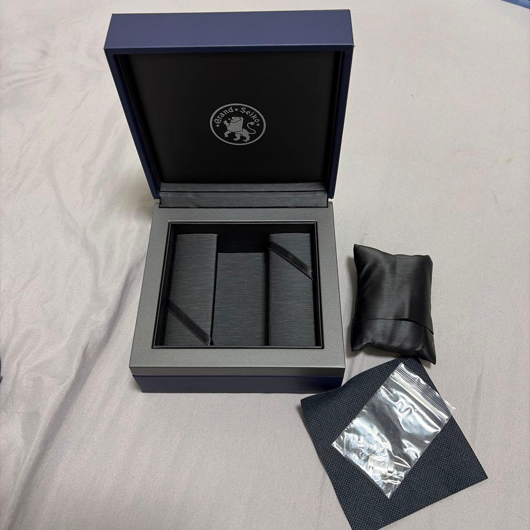 Grand Seiko Quartz Watches
