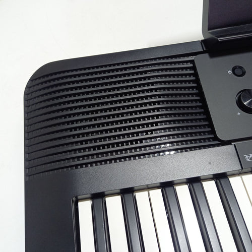 Yamaha Keyboard Electronic Piano Psr-E273 2021