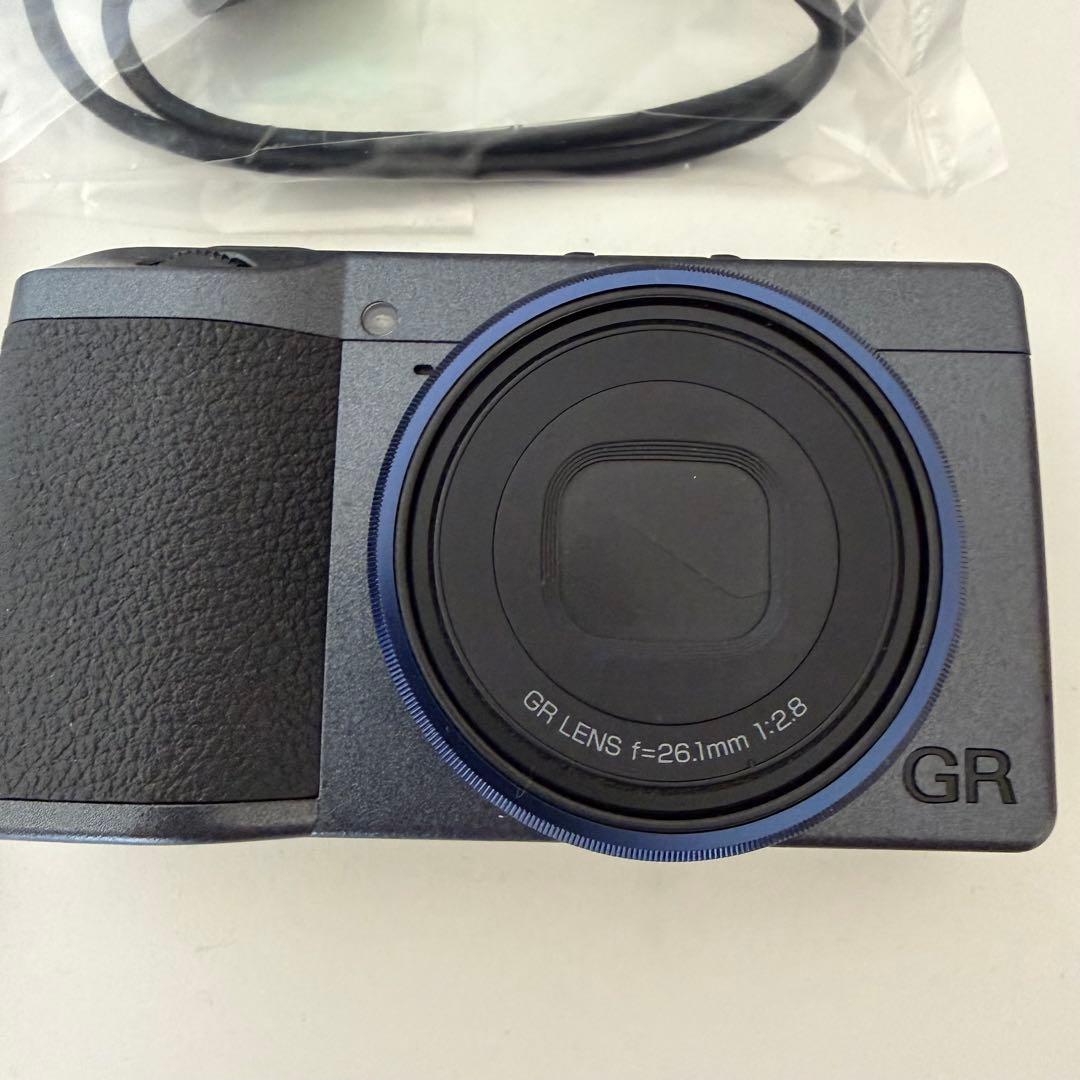 Ricoh Compact Digital Camera Gr Iiix Urban Edition 10