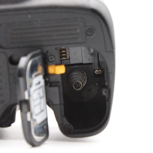 Nikon Digital Slr S 2,785 D600