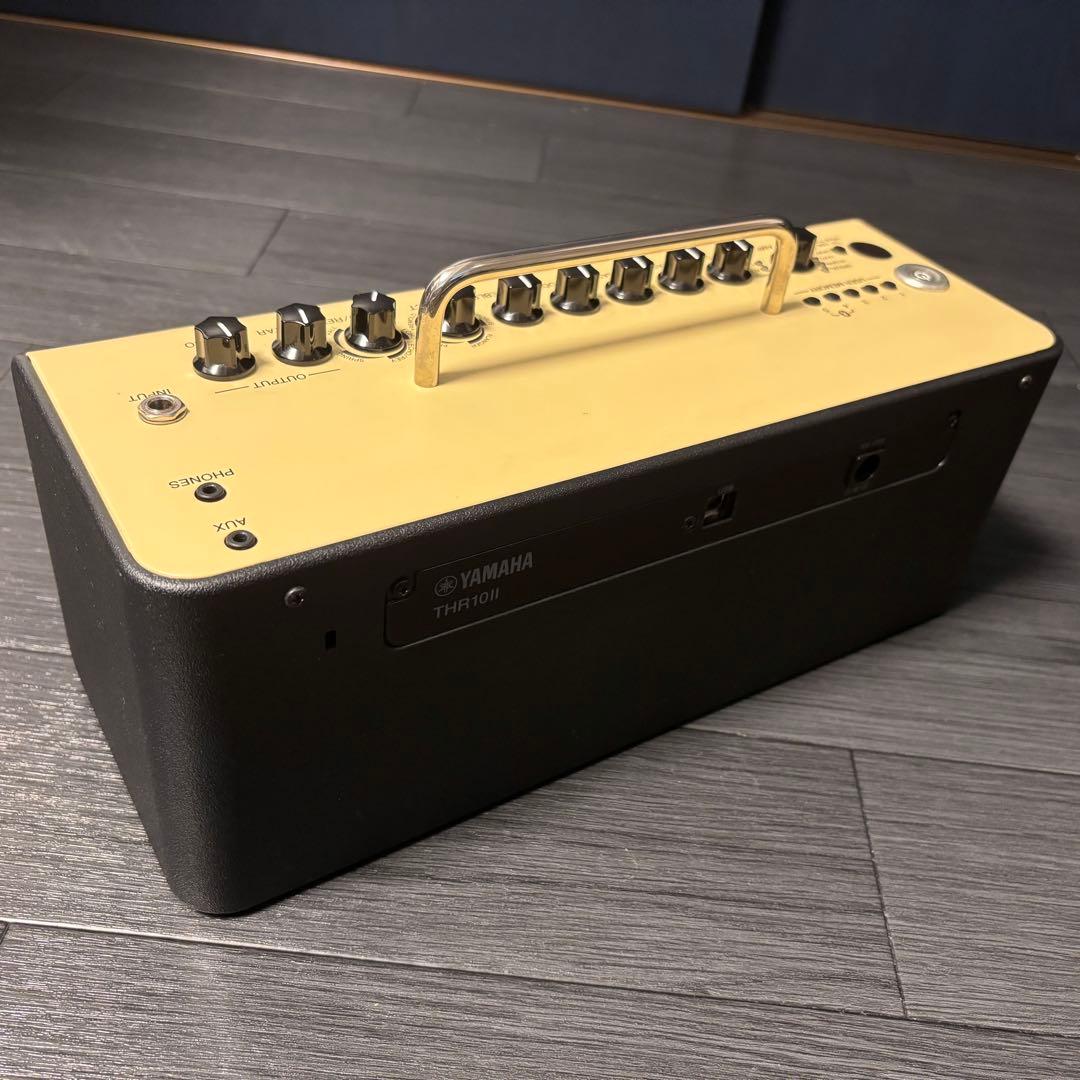 Yamaha Guitar Amplifiers Thr10Ii