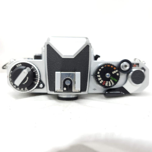 Nikon Slr Cameras (Film) Fe G06-0529-119-10V