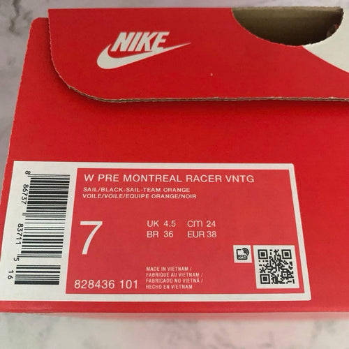 Nike Sneakers