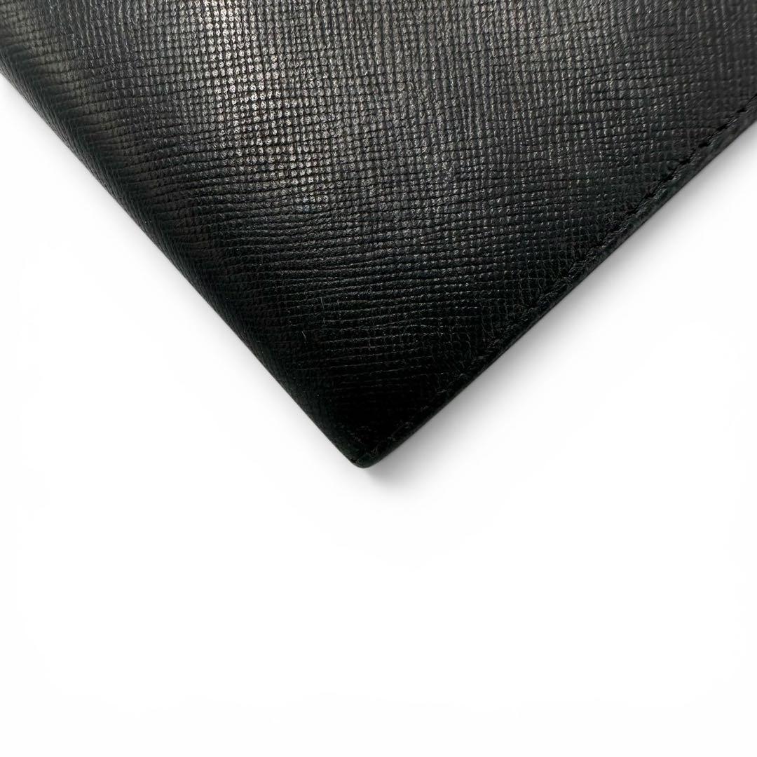 Prada Trifold Wallets 3