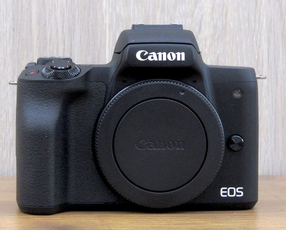 Digital Slr Canon Eos Kiss M 14-45Mm/55-200Mm Eoskissmbk-Wzk