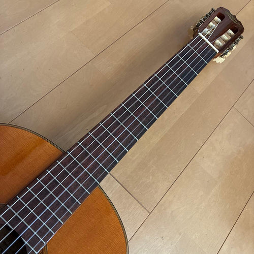 Classical Guitars G-200 1985