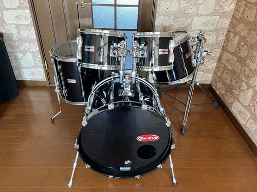 Yamaha Drum Set