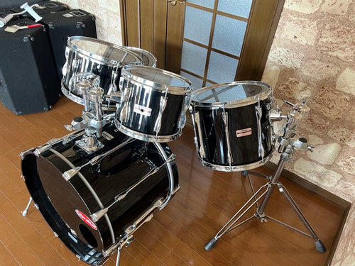 Yamaha Drum Set